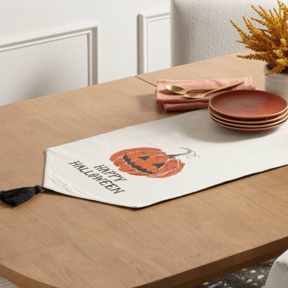 NEW Threshold 48"×14" Pumpkin Jack-o-Lantern “Happy Halloween” Table Runner